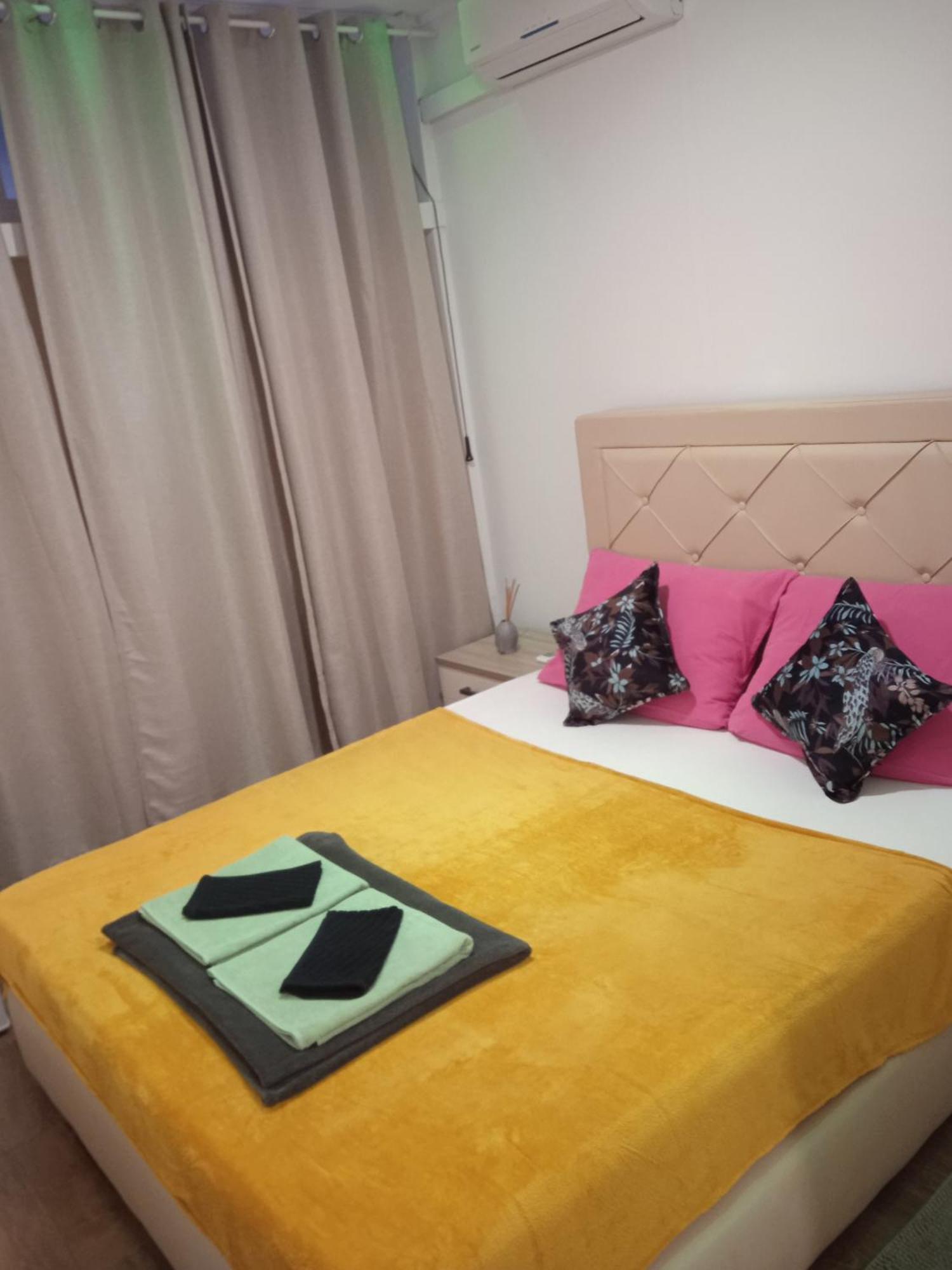 Dioklecijan Delux Hostel Split Ngoại thất bức ảnh