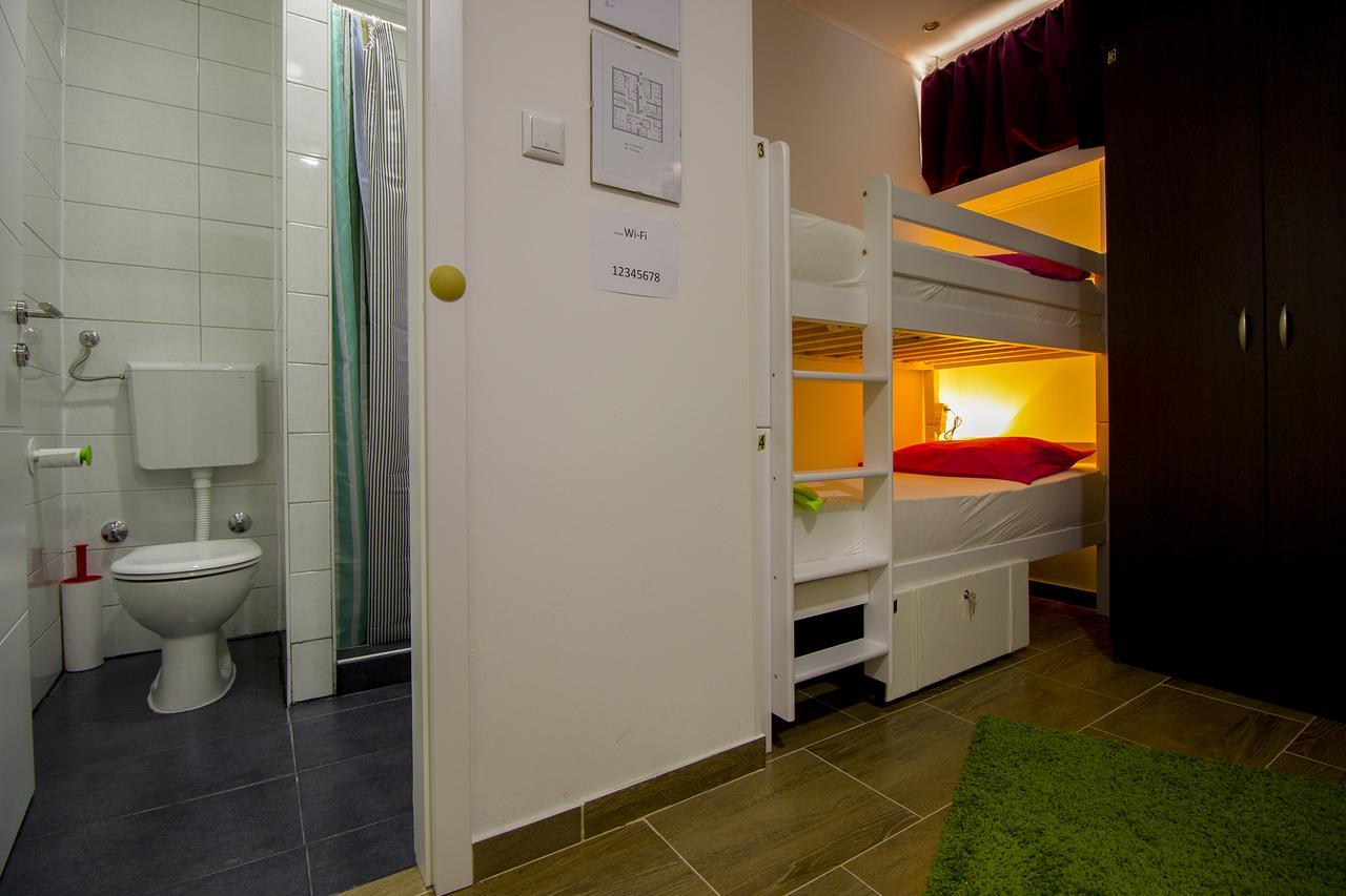 Dioklecijan Delux Hostel Split Ngoại thất bức ảnh